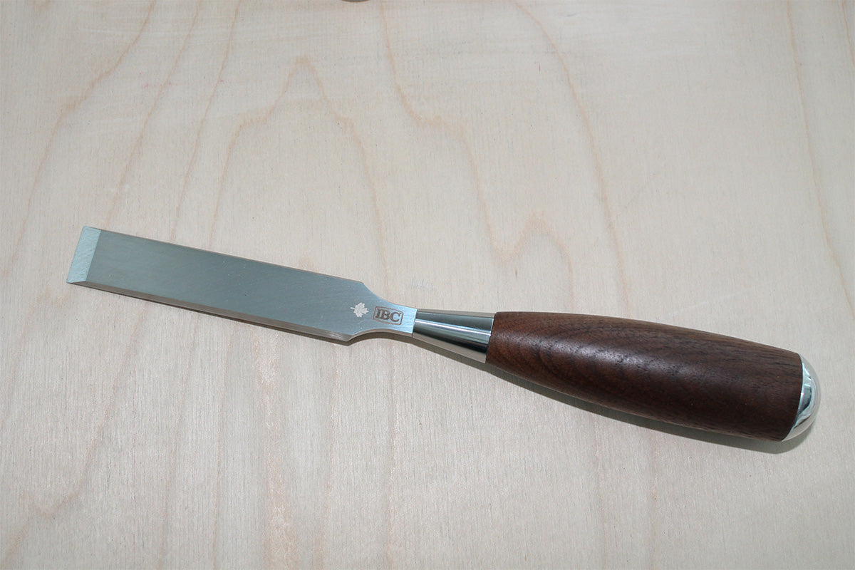 3/4 Inch IBC Premium Bench Chisel - Walnut Handle